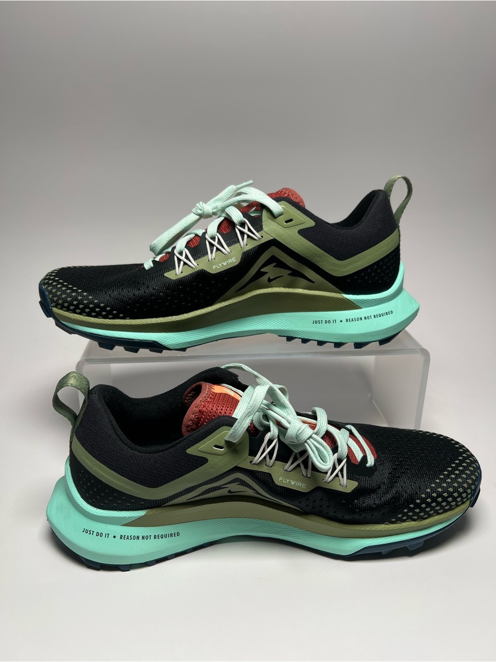 Nike React Pegasus Trail 4 Walking Hiking Shoes Black DJ6159-004 Women Sz 8 NEW - Picture 2 of 7
